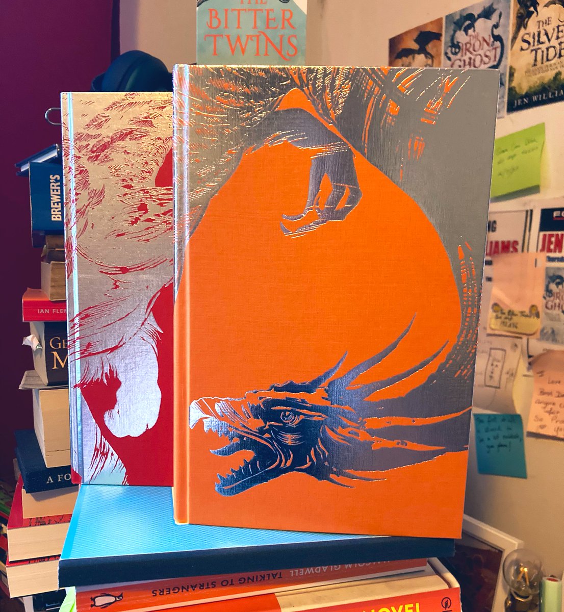 Rushed home to open my special edition of The Bitter Twins from <a href="/binding_broken/">The Broken Binding | Bookstore</a> 😍😍😍 Vostok looking resplendent in silver 💕💕💕 and reunited with her war-beast bro Sharrik. These editions are a dream come true.