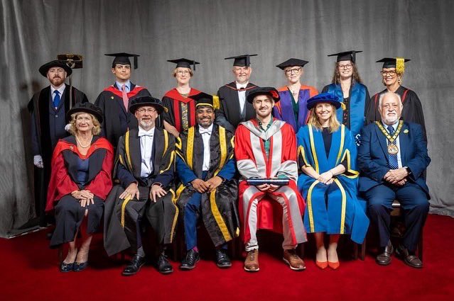 Charles du COUËDIC (@charlescouedic) on Twitter photo 🎓Thursday I have had the great pleasure of attending 3 of the <a href="/uniofleicester/">University of Leicester</a> graduations ceremonies, this time not as a graduant but representing the <a href="/LeicesterAlumni/">University of Leicester Alumni</a> association committee.
It was an honour to take part of the academic procession and congratulate students. 🎓Thursday I have had the great pleasure of attending 3 of the <a href="/uniofleicester/">University of Leicester</a> graduations ceremonies, this time not as a graduant but representing the <a href="/LeicesterAlumni/">University of Leicester Alumni</a> association committee.
It was an honour to take part of the academic procession and congratulate students.