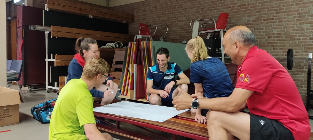 Paul Knip Keukens ROOSTERSE BC tweet media