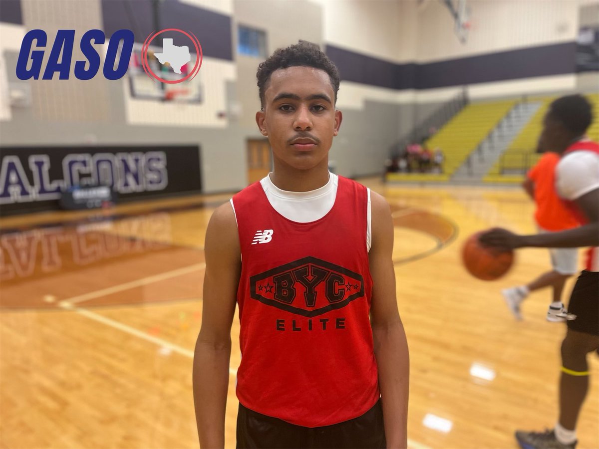 #GASOLIVE22 Standout Spotlight 🌟

<a href="/Kj_Thomas21/">Kj Thomas</a> showed some big time shot making on the way to leading <a href="/BYCelite/">BYC ELITE</a> to a win.

Quick trigger shooter with great defensive instincts and PG vision 📈

#GASO | Everyone’s Big Stage