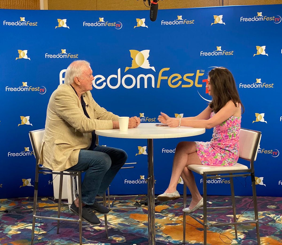 carriesheffield's tweet photo. Superstar comedian @JohnCleese is speaking out against woke culture, says no such thing as a “woke joke.”He blames helicopter parents for woke, “weak and unhappy children”
Listen to my #FFest22 #TurningTheTide podcast interview w/Monty Python star here:
https://t.co/aPQE0ICS9v https://t.co/t52z31dPlk