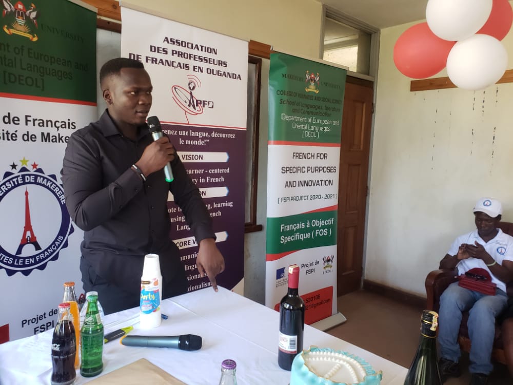 KaggwaOdaka's tweet photo. Hier, à l'université de Makerere je suis devenu officiellement le nouveau Président de Club de Français de l'université de Makerere. C'était un événement très très manifique 🤝☕. @Bonjour Kampala @ @Jules-Armand Aniambossou @Makerere University French Club. Merci🇨🇵🇺🇬 https://t.co/0MMGl3iQXx
