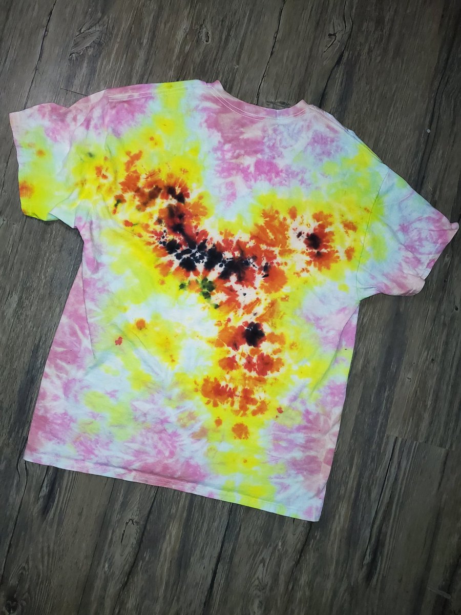 Started back up the tie dyes because we all need a little more brightness right now. 

And obviously, thinking about how you could integrate wearable artwork and web3.