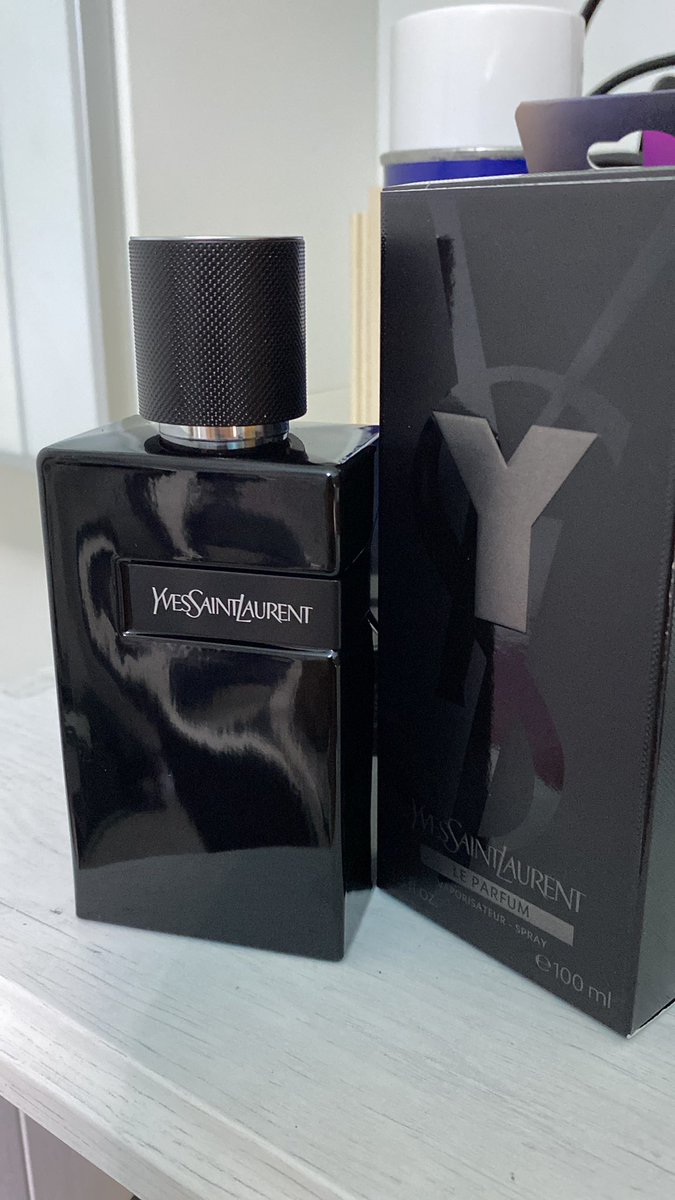 MyCryptoD's tweet photo. After many years of #armanicode I decided to make a change and to buy a new fragrance #YvesSaintLaurent https://t.co/cjotl4VCGV