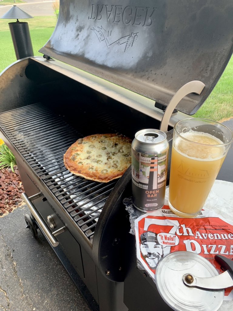 GassyGrapher's tweet photo. Another Saturday night and I ain't got nobody…
I got some money 'cause i just got paid… #CatStevens #SamCooke 🎶 #FinallyTestedPositive 🤢#CovidIsNotOver 😷
#ThankGodForPizzaAndBeer #OpenBar #ItWails 🍕🍻 #SQUARES ! https://t.co/6f8aOoCOvL