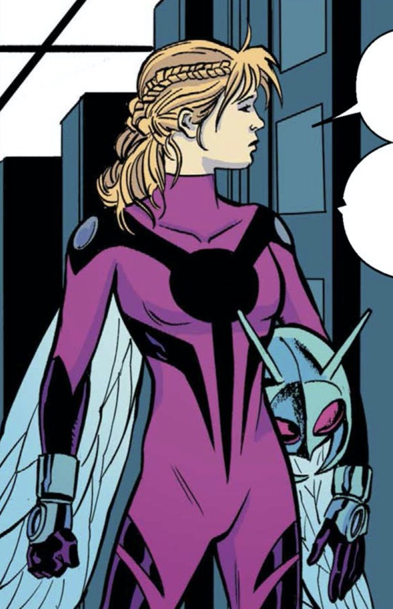 Youngavengerbr's tweet photo. A Cassie usando o traje roxo que é o atual dela nas HQs, onde ela agora é chamada de "Ferroada" (Stinger).

Será que ela já vai ser introduzida como Ferroada no MCU?
#SDCC2022 https://t.co/swMxR5JocT