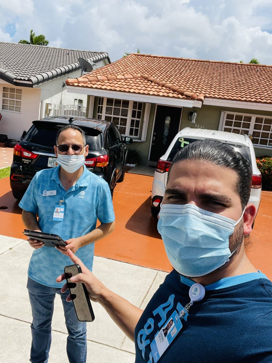 Taking advantage of this sunny day to #Prospect and win #outsideour4walls.

<a href="/eniggemann/">Enrique Niggemann</a> <a href="/mrsuarez13/">mrHsuarez</a> <a href="/marianoa1308/">Maria Noa</a> <a href="/One_FLA/">OneFLA</a> #FiberFlex #LifeAtATT