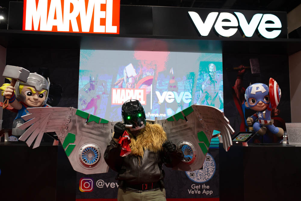 veve_official's tweet photo. Great day three at #SDCC with @marvel so far 🙌🏼 Stay tuned to our Instagram Stories for more!

#MARVELxVeVe
#MarvelSDCC https://t.co/P12CpHuDny