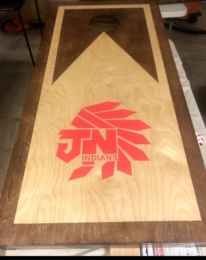 EricPhelps79's tweet photo. Nothing better for tail gates or Saturday college football then cornhole!  I’m back to building custom cornhole boards - DM me if interested 
@JNSportsNation @BigCountrySport @ARNareaSports @EpicNemec #cornhole https://t.co/ZVFgrzHi0X