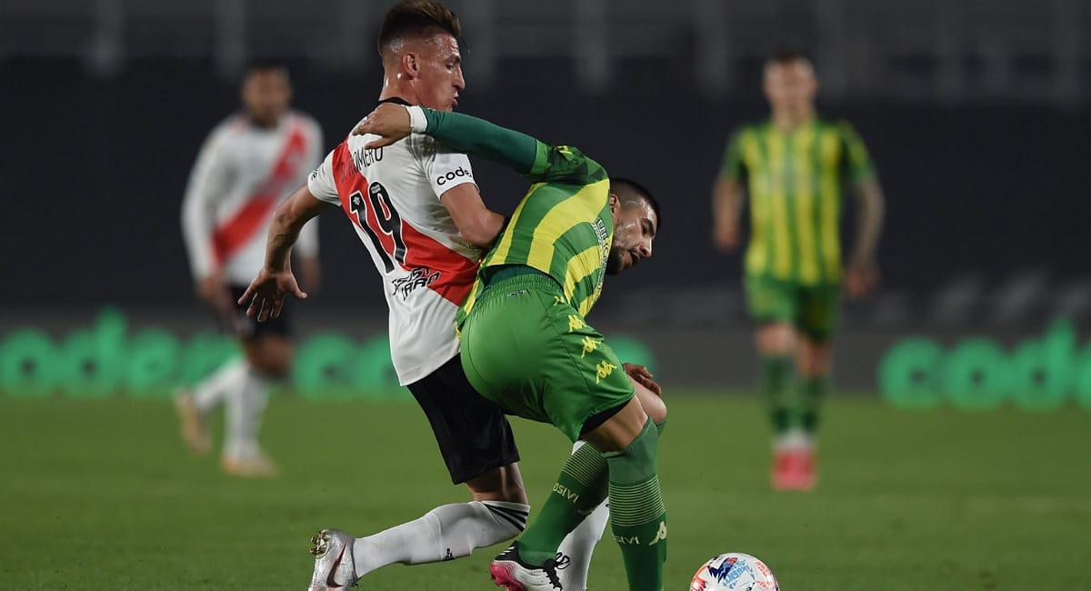 Mundo_Aldosivi's tweet photo. Este domingo desde las 15:30, #Aldosivi recibirá a #RiverPlate en el Estadio José María Minella por la #Fecha10 de la #LigaProfesional. Impartirá justicia Pablo #Echevarría y se podrá ver por ESPN Premium. 
#MundoAldosivi https://t.co/FaZyWI3clD