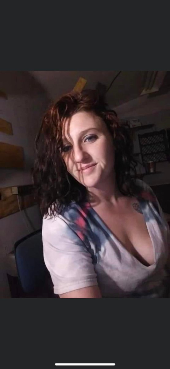 NotthatKaren21's tweet photo. Christina Marie McBeth missing from the Louisville, Ky area, but could also be in Indiana. Missing since April 17, 2022. Her daughter is desperately looking for her 😔🎗

#ChristinaMarieMcBeth #MissinginKentucky #Louisville #Kentucky #Indiana #missing https://t.co/Ab7ckHWaDZ