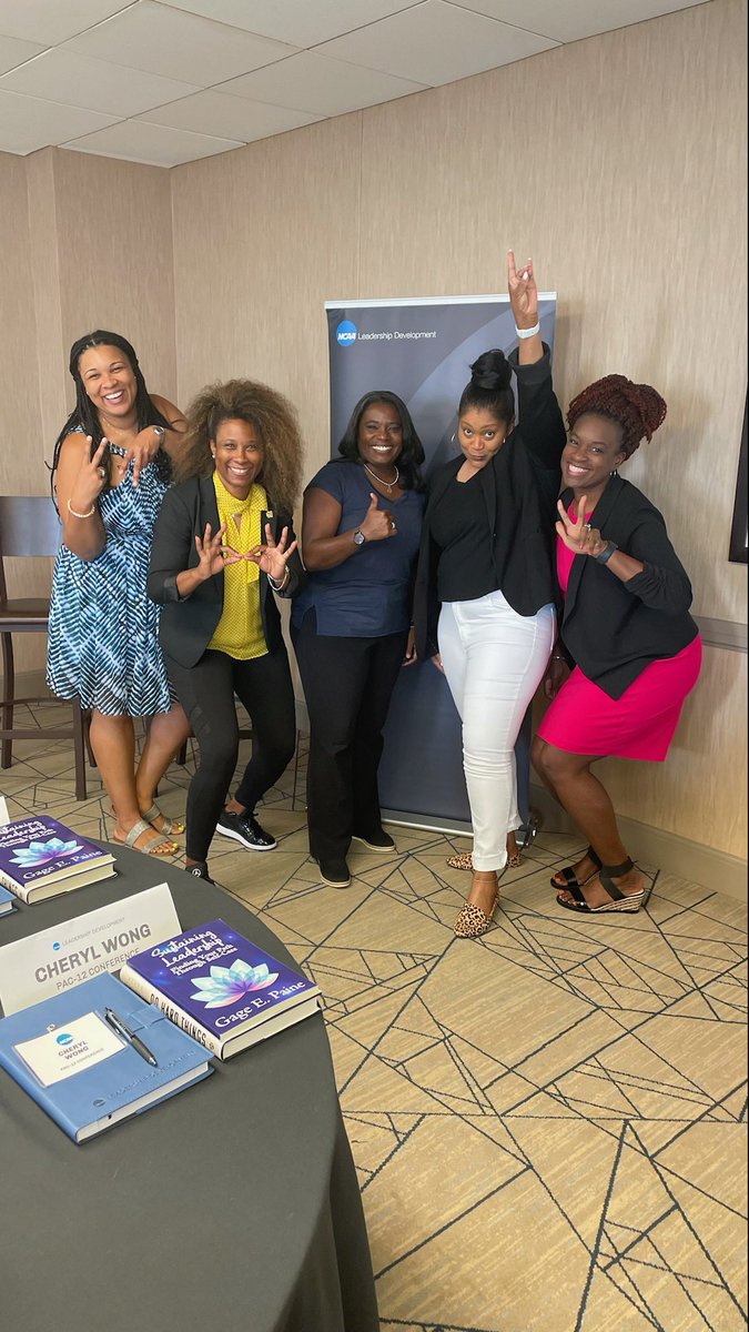 DrKKelly's tweet photo. The love and admiration I have for these women (and so many others not pictured), canโt be put into true words. They hold me down in ways that - Woochild. Additionally, the work that @Deidre927 and her team are doing at the @NCAA is truly life changing! #Grateful #NCAALearnLead https://t.co/Qpim3s4DUK