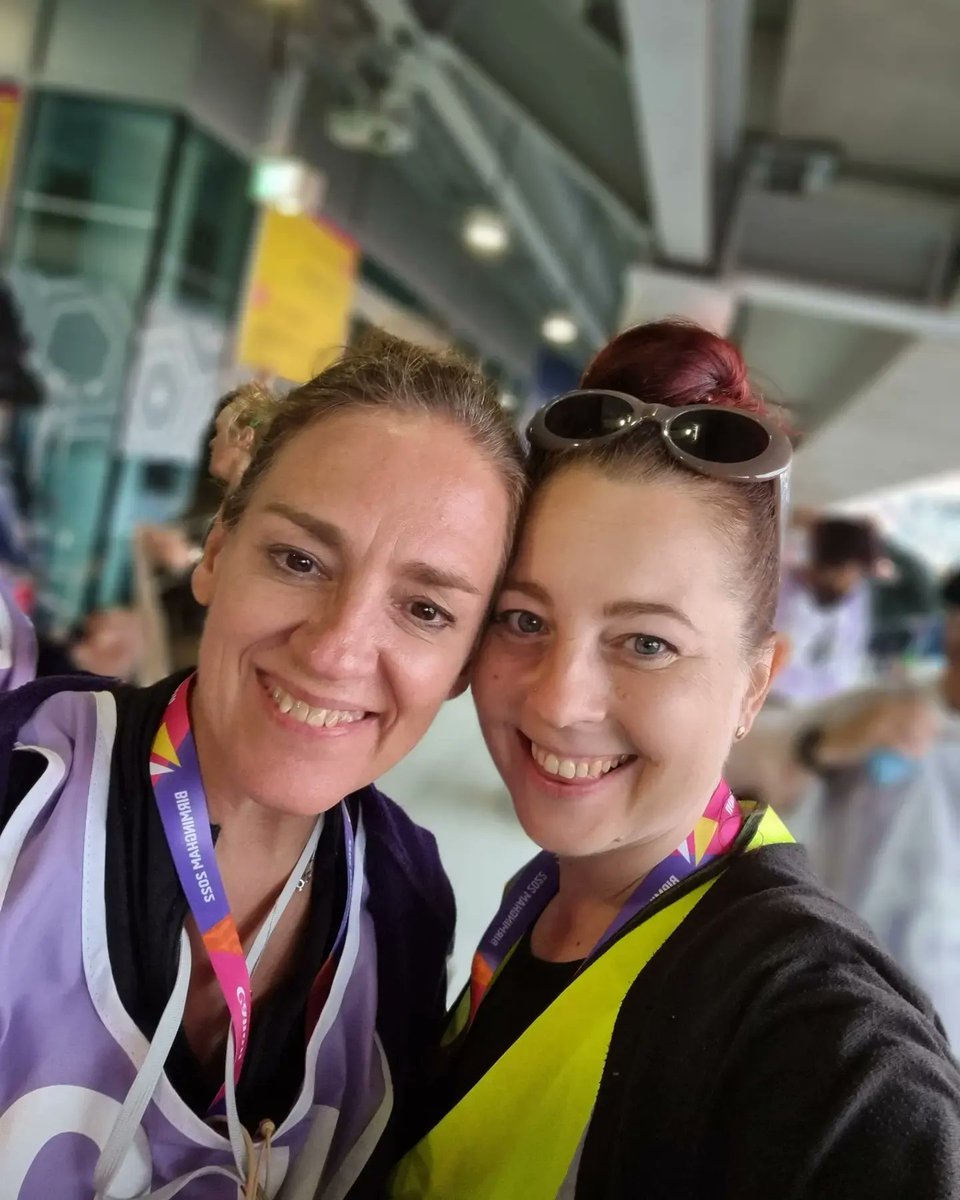 emmaaJ2H's tweet photo. Volunteer Shift No.17 - busy, busy, busy!!....but it is all coming together so well 💗
Exciting times 🎉
.
#perrybully gift was a lovely surprise 🎁🐮.....treated myself &amp; shopped at the #megastore 🛍
.
.
#commonwealthgames 
#birminghamcommonwealthgames
#B2022 
@birminghamcg22 https://t.co/bZ1PpmJC0h