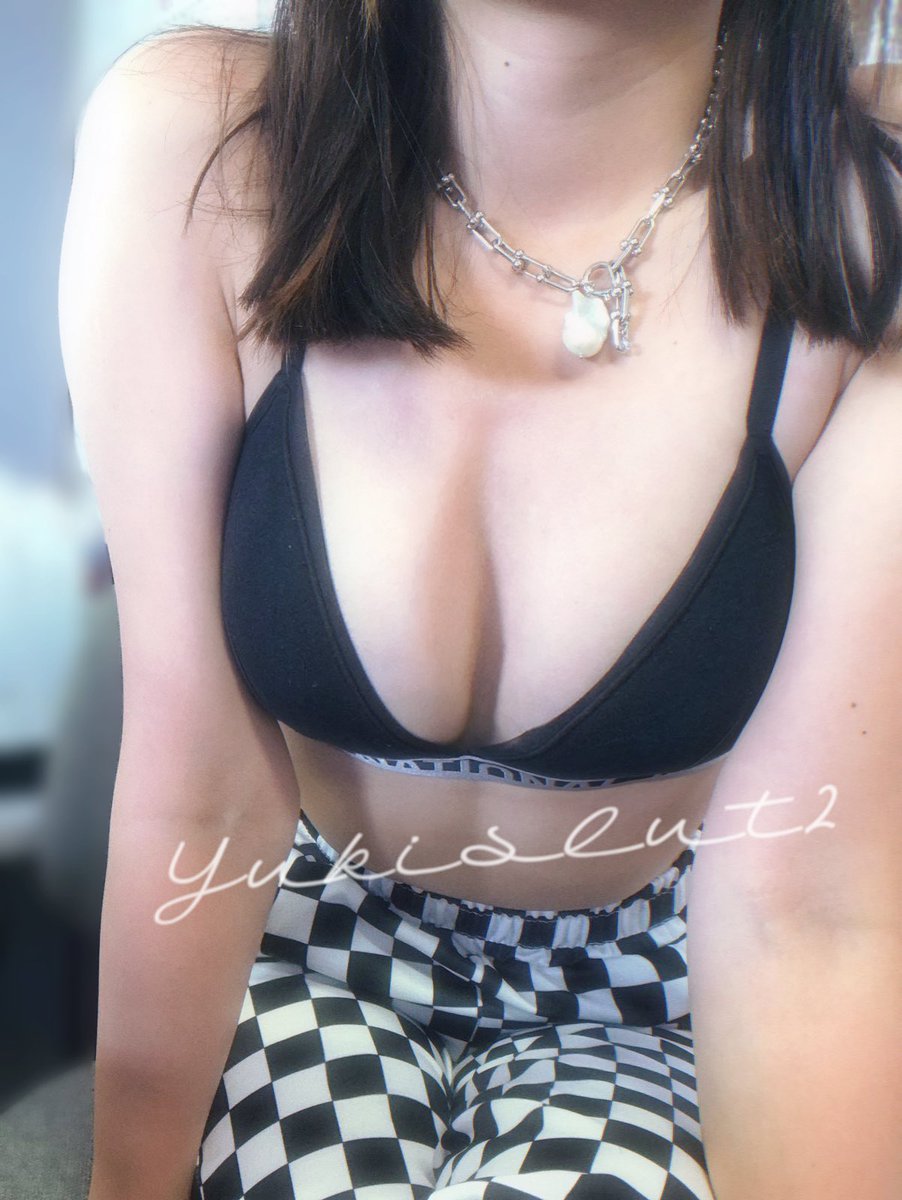 星期日好想要🙈好騷動，可惜sp唔得閒🥲

大家覺得做狗乸長頭髮好定短頭髮好？🤭

#淫 #淫奴 #淫水 #扑野 #做愛 #3p #偷食 #mmf #蜜桃臀 #淫娃 #野外露出 #中出 #綠奴 #口爆 #顏射 #性奴 #大波 #綠帽 #淫婦 #淫叫 #港女 #ntr #大屎忽 #hkgirls #hkcouple #hksex