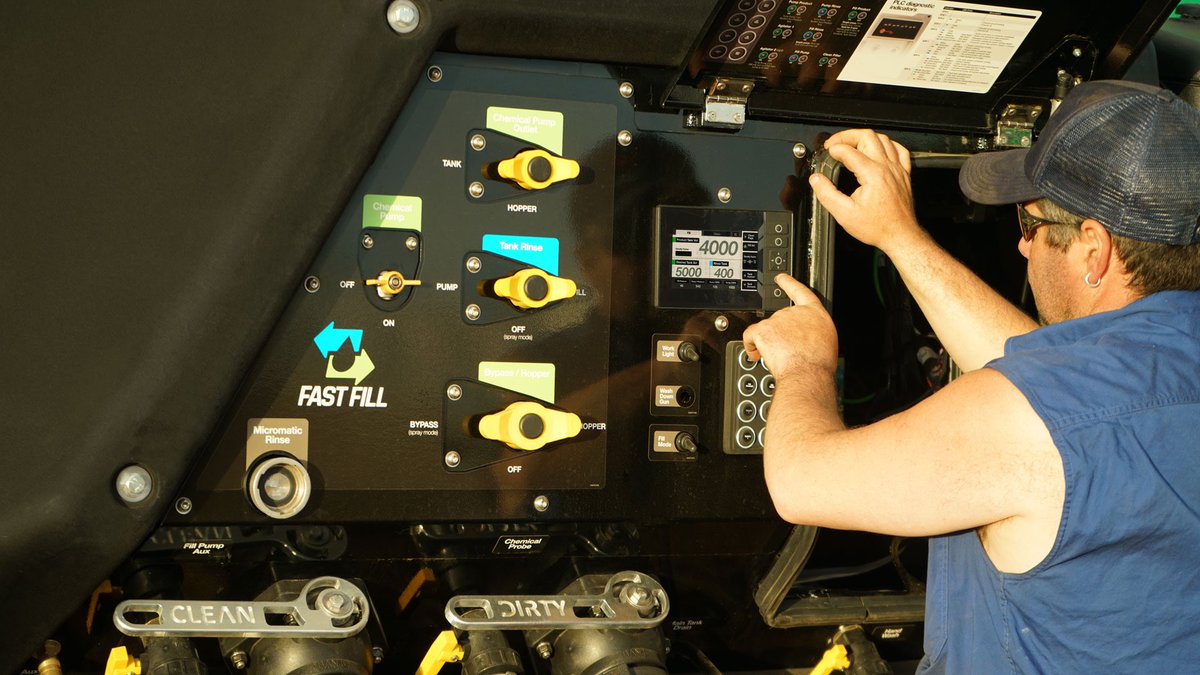 Aaron Tonkin tweet media