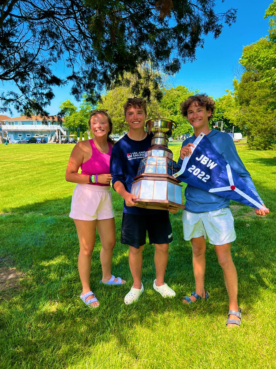 Congratulations 🎉 to our own <a href="/EFriedauer/">Emma Friedauer</a> on winning 🥇 place ILCA6 fleet &amp; top female skipper and <a href="/Brady8837/">Brady</a> &amp; team winning 🥇 place Thistle fleet at the 2022 Junior Bay Week regatta this week. #ilca <a href="/Thistlesailing/">Thistle sailing</a> <a href="/ILYAjrnews/">I-LYA Junior Sailing</a>  <a href="/LHSAthleticDept/">OLHS Athletics</a> <a href="/ODUSailing/">ODU Sailing</a> <a href="/BGSUsailing/">BGSU Sailing</a>