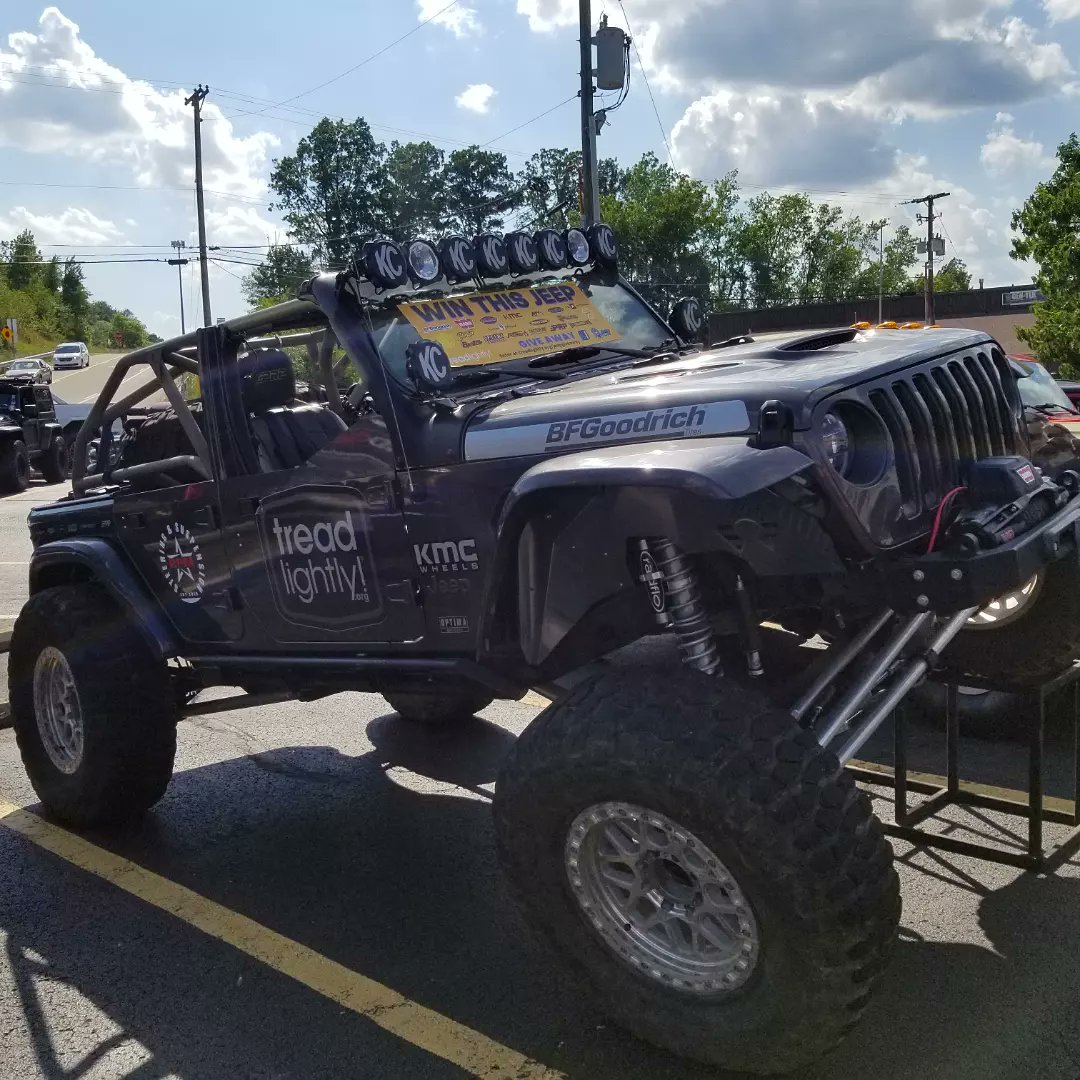 Kevin Robertson (@camojeepkr) on Twitter photo 