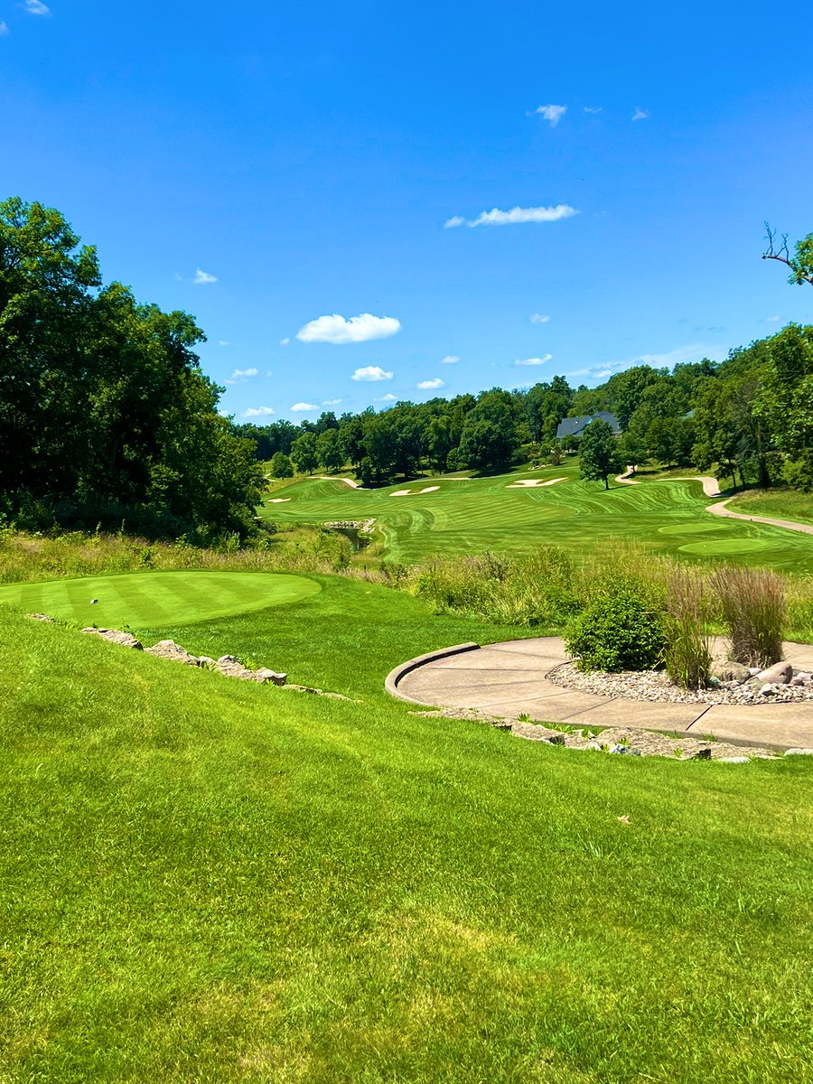 AustinMesser123's tweet photo. First week as head superintendent was a success! Extremely thankful for the opportunity and excited for what’s to come! @SpiritHollow https://t.co/a3jjXpPmiU