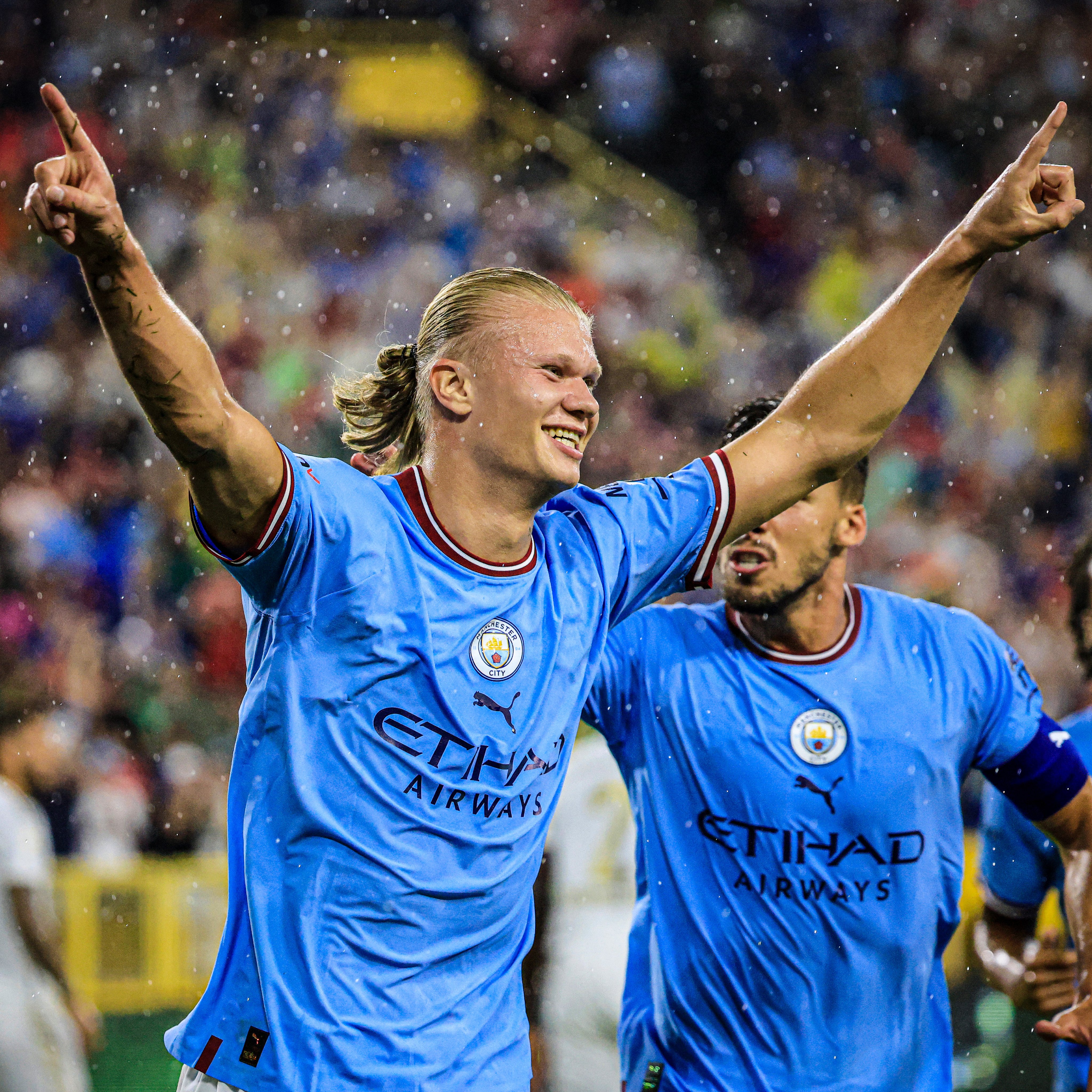 Goal Japan シティでデビュー ゴール バイエルンとのプレシーズンマッチに先発出場した ハーランド が 試合開始からわずか12分で マンチェスター シティ でのファーストゴールを記録 T Co Doo328euqo Twitter