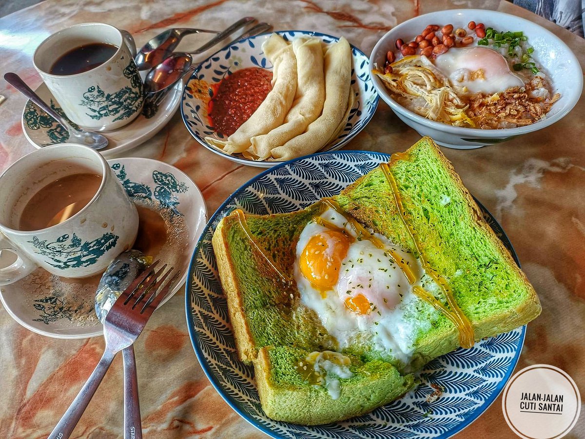 MalaysianFoods's tweet photo. TEMPAT SARAPAN PAGi BEST DEKAT MERU KLANG, SELANGOR !

Kalau nak merasai suasana nolstagia boleh lah ke sini Warong Che Limah makan Ala² Zaman Dulu² Siap pula didendangkan dengan Lagu² retro seperti P.Ramlee💃.

WARONG CHE LIMAH 
📍Persiaran hamzah alang Meru klang https://t.co/daYZqOkTFp