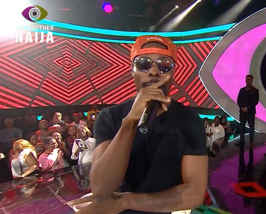 BBNaija's tweet image. “Palazzo, Jiggy, Big Brother...🎵" 

Closing the night in the same spectacular way he opened it, give it up for Ololade mi @asakemusik .🙌🏿 #BBNaija
🔗bit.ly/3vxbdOn