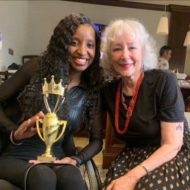 MsWheelchairUSA's tweet photo. Bianca Faith Johnson, #MsWheelchairNew YorkUSA, rolled away with the Dr. Georgi Hudson-Smith Quest for Knowledge Award and as 2nd Runner-up to Ms. Wheelchair USA 2022!
Pictured with Dr. Georgi Hudson-Smith
#MWNYUSA #MsWheelchairUSA #MWUSA #DisabilityPrideMonth #DisabilityPageant https://t.co/cLKexCOpWP
