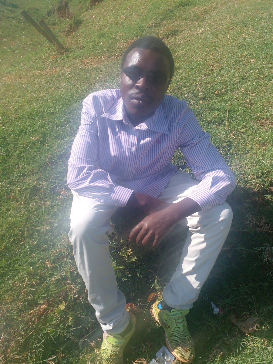 Ten ladies to follow me 28 guys follow me too