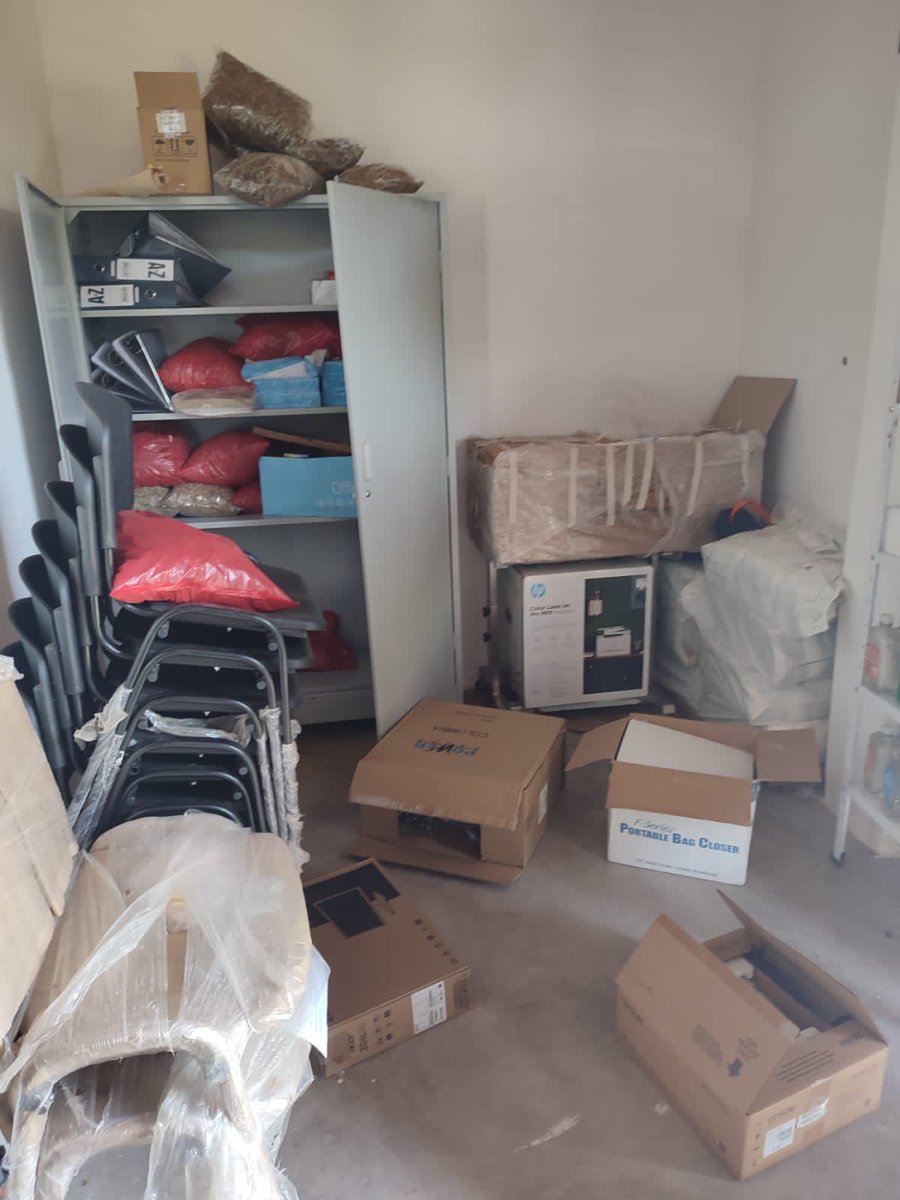 Insólito! <a href="/COL_EJERCITO/">Ejército Nacional de Colombia</a> allana instalaciones de proyecto productivo de mujeres en proceso de reincorporación-Dama Verde en Pondores Guajira. Proyecto apoyado por <a href="/NoruegaenCOL/">Noruega en Colombia</a> y <a href="/ONUMujeres/">ONU Mujeres</a> Además de que el gobierno no hizo nada por La Paz, ejército destruye iniciativa propias.