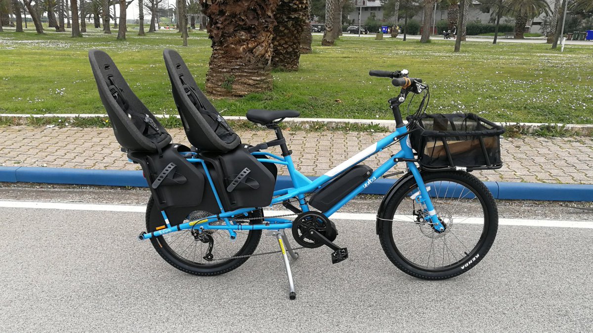 BikesYuba's tweet photo. Per trasportare due bambini piccoli consigliamo l'utilizzo delle bici da carico che sono appositamente costruite per tale scopo. I bambini sono seduti in sicurezza sulla bicicletta! #lastenfahrrad #yubabike #yubabikes #cargobikes #cargobike #donnobikes #igogreen #citybike https://t.co/IMML40RS8i