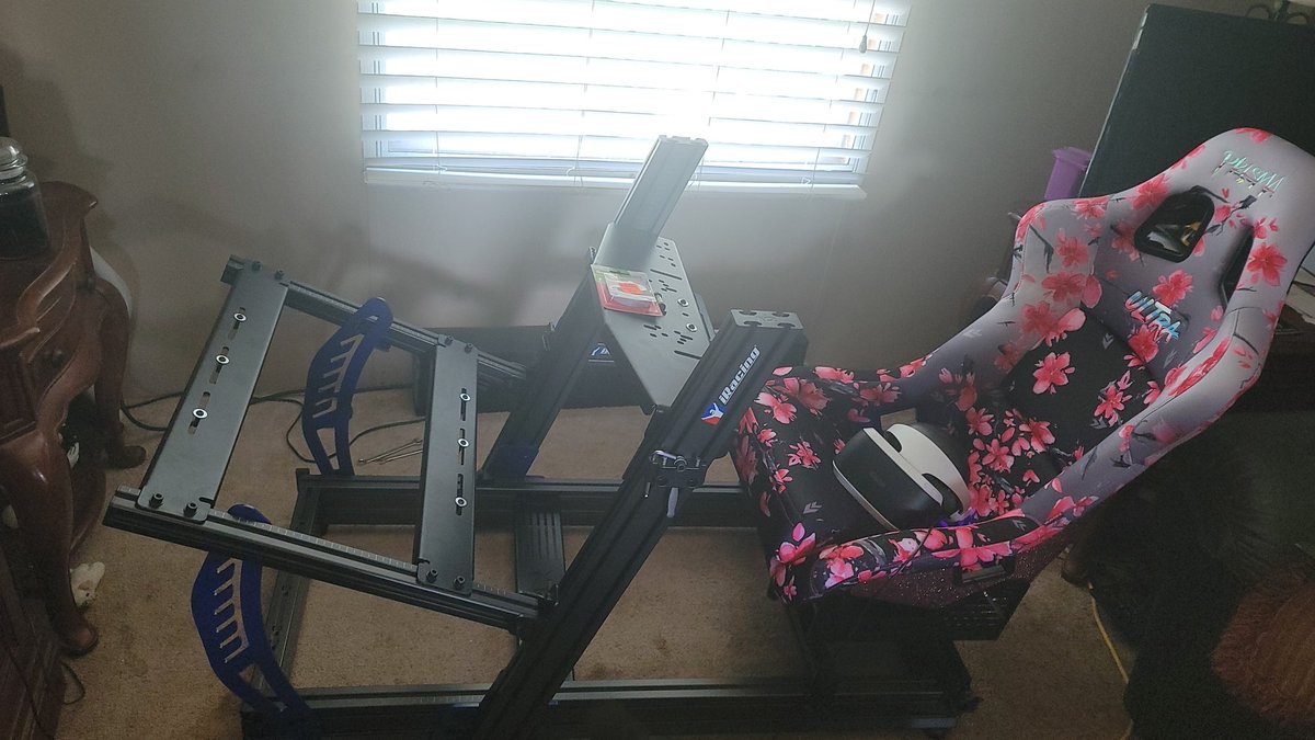 Bondatti_Corsa's tweet photo. Seat finally came. Almost ready to move wheel and pedals to cockpit. Very excited to have a multi use cockpit.#NGR #FGTElite https://t.co/5Vh5hOaai6