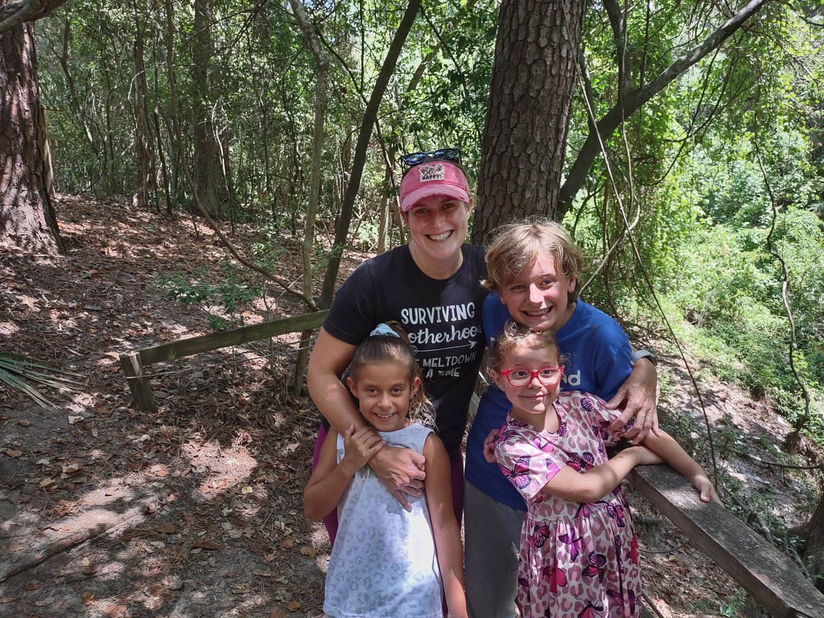 bsandbro1's tweet photo. I'm trying to squeeze in all the extra family time! #Bethkelearns https://t.co/ZHKJ4v2HmR