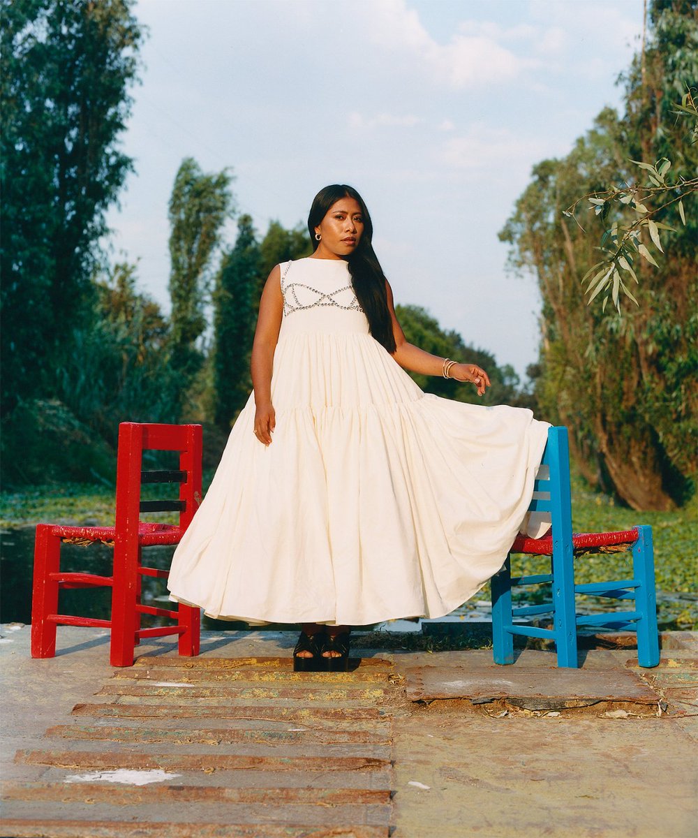 Si no has visto a <a href="/YalitzaAparicio/">Yalitza Aparicio Martínez</a> para S Moda El País, te estás perdiendo de mucho. La magia que ha hecho Camila Falquez es increíble, mucho color y naturalidad.