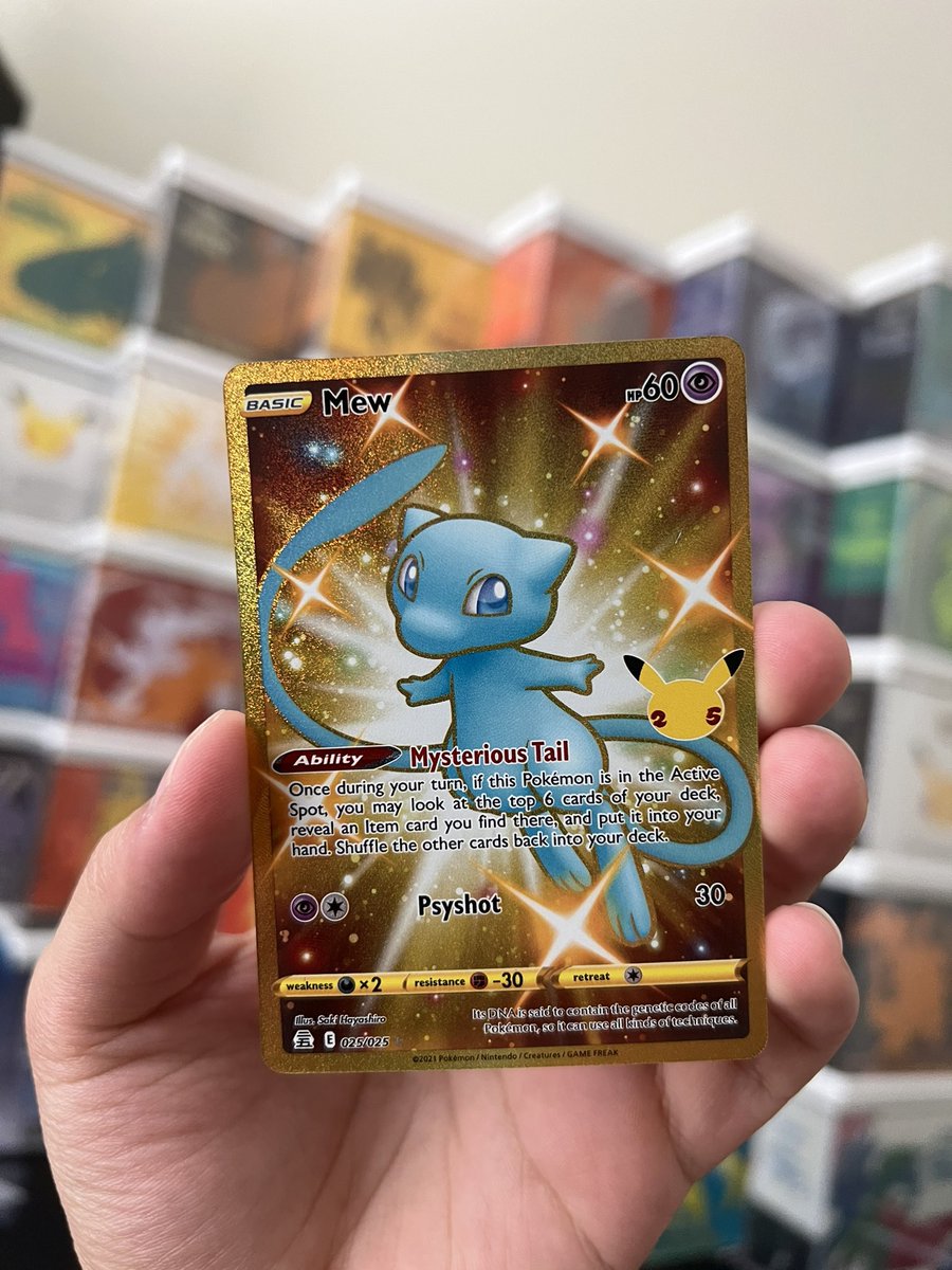 PokeTCGiveaways's tweet image. RT and follow @TeamCardHQ for a chance to win this gold Mew!

Winner drawn on 27th July! ⏰ 

#PokemonTCG #PokemonGiveaway