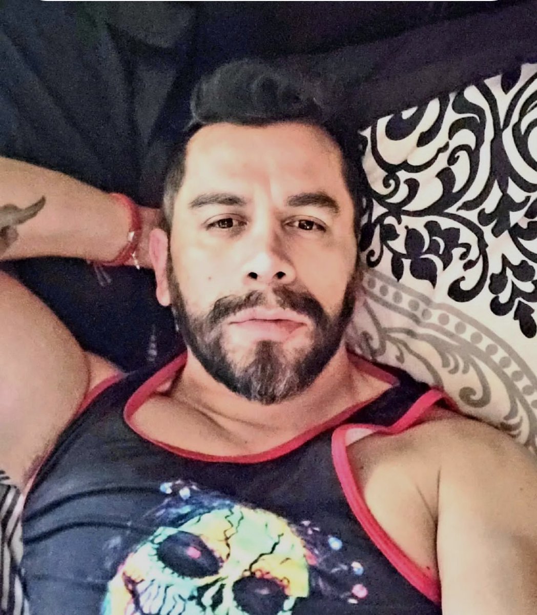 ponchodvd's tweet photo. #gay #mexico #callmemaybe https://t.co/Jrq405YN34