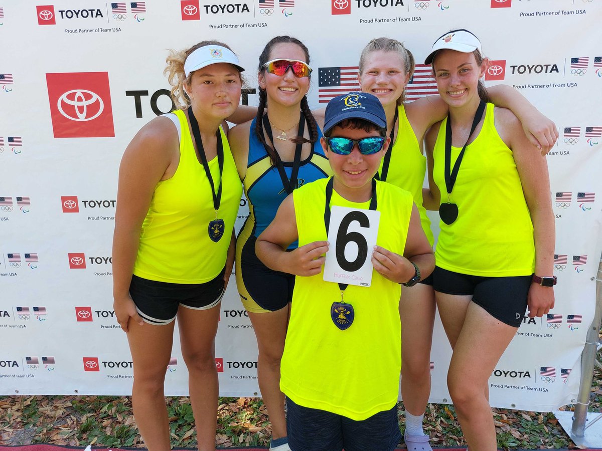 Conner, Vera, Angelina, Ellie and Ainsley in there U-17 four winniner there flight and posting the 3rd fastest time out of 24 other crews.