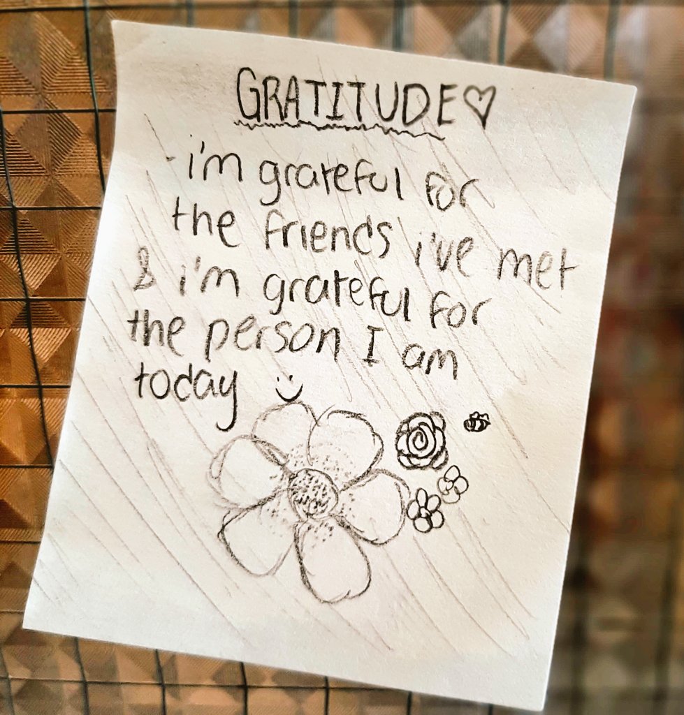 FMMtweets's tweet photo. 1/4 โ What a beautiful way to round out Week 3 of #Kickstart2022 @FMMtweets ... the Gratitude Wall ๐ KS Ss reflect on all that they have to be grateful for as they begin their high school journey ๐๐ฝโค
@YCDSB @paonesl #studentengagement https://t.co/XNd0dIovS3
