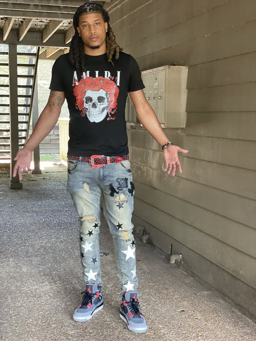 Aye ‼️ bitch waddup ‼️ They say they on they block, it's time to slide, fuck 'em up #bighuncho https://t<a href="/tag/bighuncho"class="tags"><span>#bighuncho</span></a>