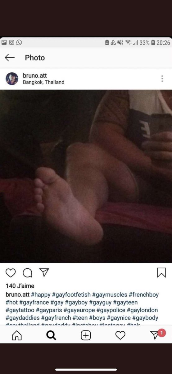 dam37618's tweet photo. Que Hanouna c'est un mec qui dans son émission ne parle pas de tes recherches d'ado en Thaïlande ? https://t.co/inCYnqMDo9