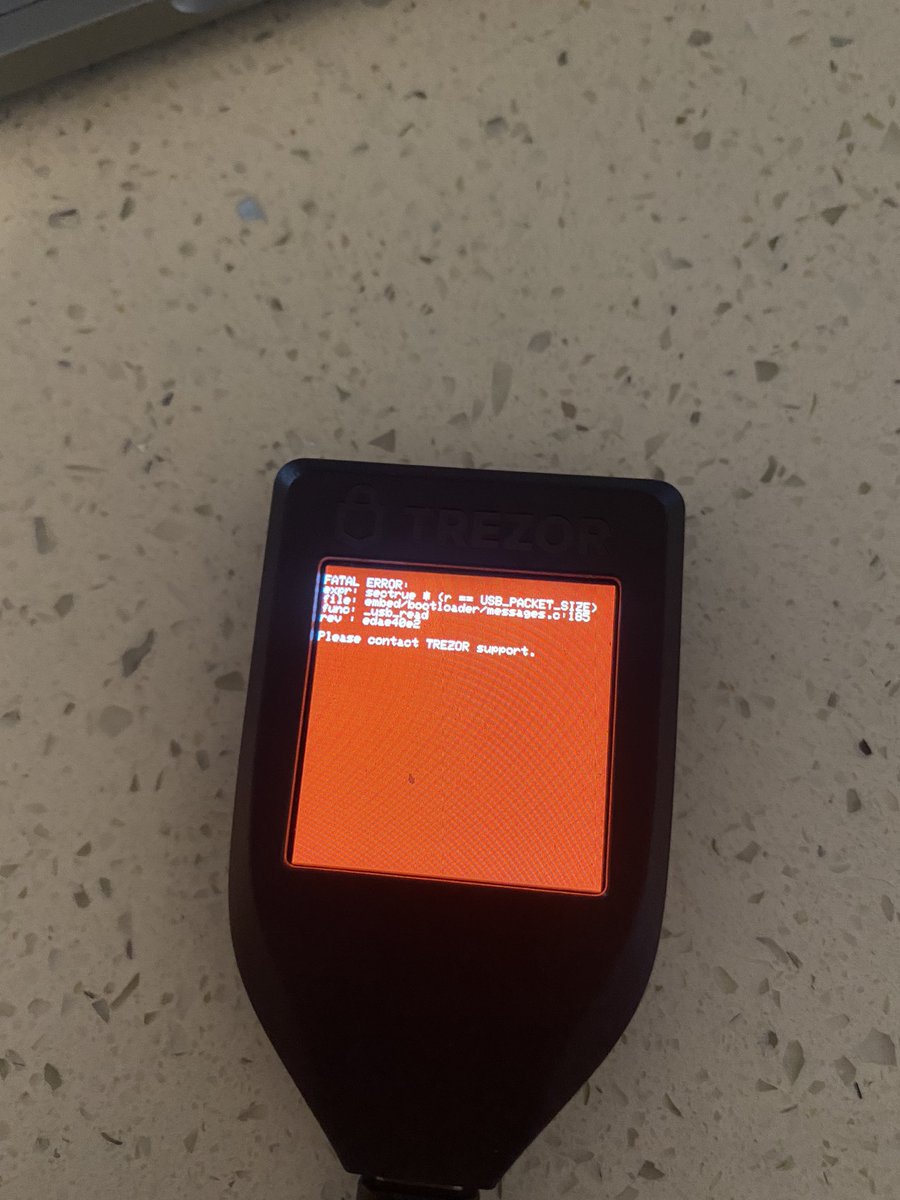 LarodMusic's tweet photo. This is the second time I run into problems doing a forced firmware upgrade on my @Trezor. Was able to restore my wallet and send everything to my @Ledger, never had any issues with any of me ledger devices. Goodbye @Trezor, will not miss you a bit. https://t.co/k002YN76bj
