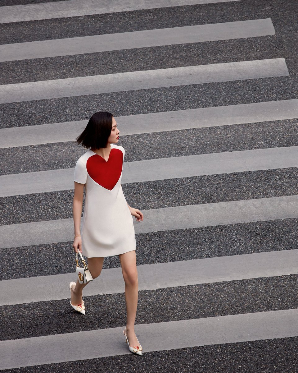 MaisonValentino's tweet photo. The boundless feeling of finding that special someone.​

For #ValentinoAllAroundLove, the Maison reenvisions its logo with romance in mind.​

Shop an all-new selection of looks alongside #ValentinoGaravaniAllAroundLove accessories at https://t.co/qgGhibRY53 https://t.co/A48WeYibgk