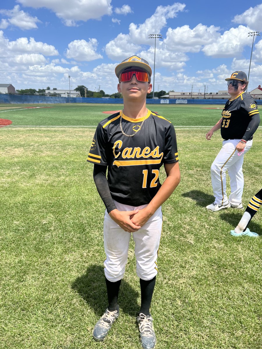 FiveToolSTX's tweet photo. F: @TheCanesSW Prospects Dumaine 5, Dallas Tigers El Paso 2025 1
PoG: @SergioGtz_12 2-3, 2 RBI, 2R
Pitcher: @m_zamora07 6 IP, 2H, R, 2K https://t.co/8PXwwpew3l