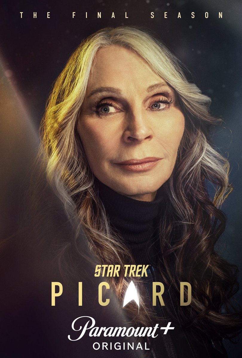 Perfection. #BeverlyCrusher #GatesMcFadden #PicardNeedsBev #PicardHasBev