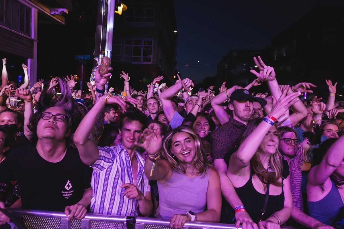 MOViN 92.5 (@movin925) on Twitter photo We are ecstatic to be out at <a href="/CHBlockParty/">Capitol Hill Block Party</a>. We had great day 1 with <a href="/charli_xcx/">Charli</a> headlining and are ready for day 2! (📸 <a href="/sunnymartini/">Sunita Martini</a>) We are ecstatic to be out at <a href="/CHBlockParty/">Capitol Hill Block Party</a>. We had great day 1 with <a href="/charli_xcx/">Charli</a> headlining and are ready for day 2! (📸 <a href="/sunnymartini/">Sunita Martini</a>)