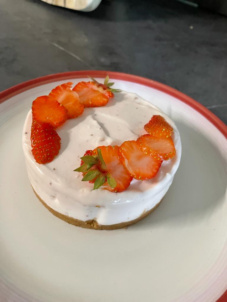 rogerdrags's tweet photo. @CaroBucks Chef Ruby's homemade cheesecake #fiercefood https://t.co/255J4seE32 https://t.co/x1Tcbx86Ap