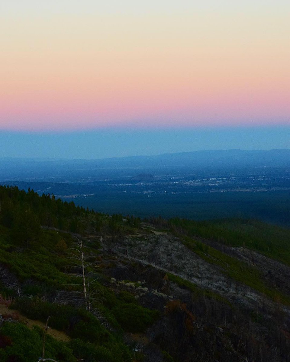 NW_Kind's tweet photo. We love taking away your stressful evenings, your frustrating mornings, your sleepless nights, and your #anxiety. At NW KIND, we love what we do. Get outside and enjoy it 👊 #cannabiseducation #pnwexplored #inbend https://t.co/j8y7B7Ok37
