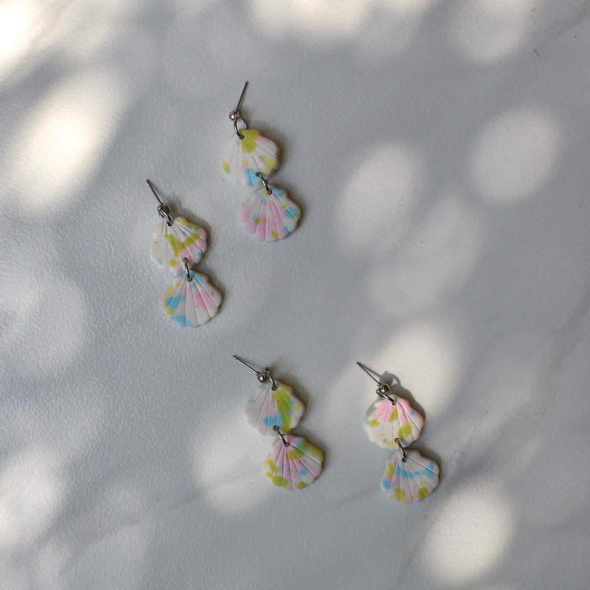 mccreationseg's tweet photo. SEASHELL EARRINGS 🐚☀️

Seashell Earrings 
Seashell Mini Dangles 

Shop through our website 
https://t.co/sCPYAejHBJ 

Or Dm us on Instagram:

https://t.co/lYgwcqmf4l

#polymerclay #polymerclayearrings #seashellearrings #shellearrings #clayearrings #earrings #earringshandmake https://t.co/K1vYhQa9yF