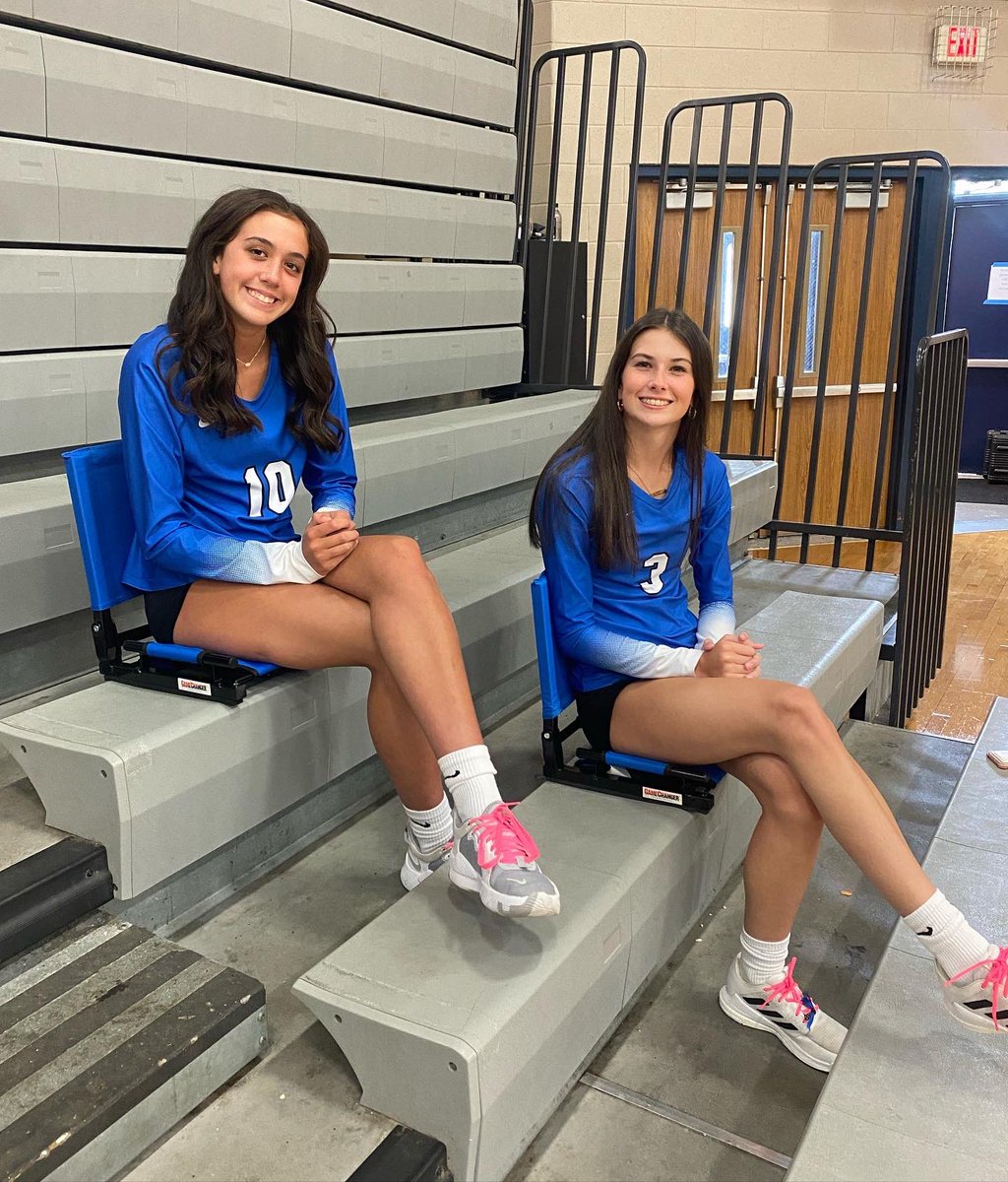 Support LC Volleyball by purchasing our stadium chairs! They’re perfect for all sporting events, $50 per chair. DM us here on Twitter to reserve or call Coach Sterlitz at Lexington Catholic during business hours @ 859-227-7183 ext. 242. #GoKnights⚔️