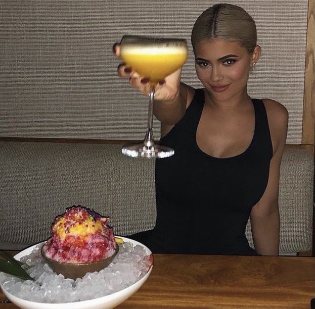 CharlieVerdee's tweet image. Cheers to watching over 50 hours of love island in the past 2 months, instead of studying, sleeping or bettering myself as a person. #LoveIsland