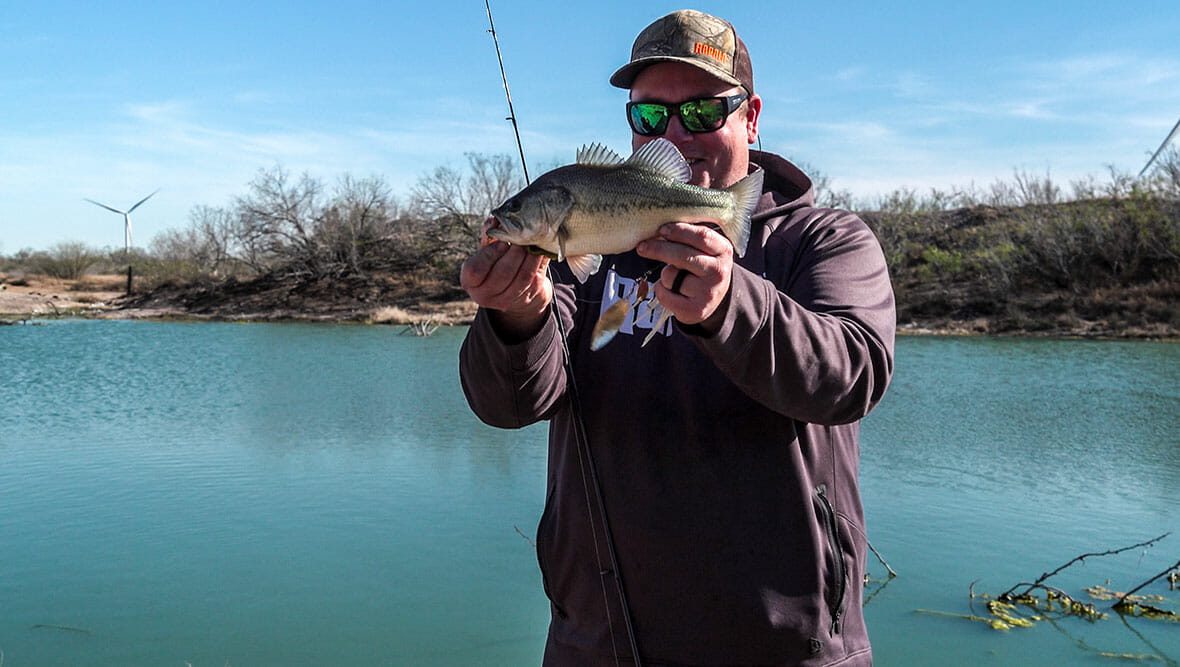 GunUp's tweet photo. In the Hunt: An Angler Takes the First Buck.
@czusafieldsport
π₯ Watch π₯https://t.co/O1emaW3zzp
#ITH4 #ITH4angler #southtexashunting https://t.co/3s7etmCiAK