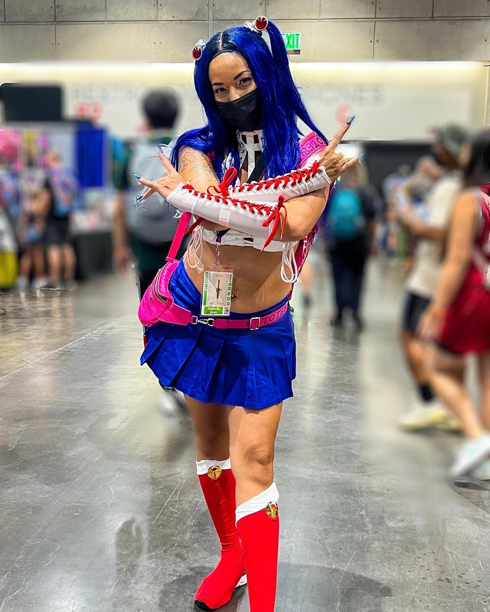 KeepItFiveStar's tweet photo. Sailor Moon Sasha Banks Cosplay from #SDCC!

Cosplayer: @MariahMacaronio https://t.co/wllTuNBf7F